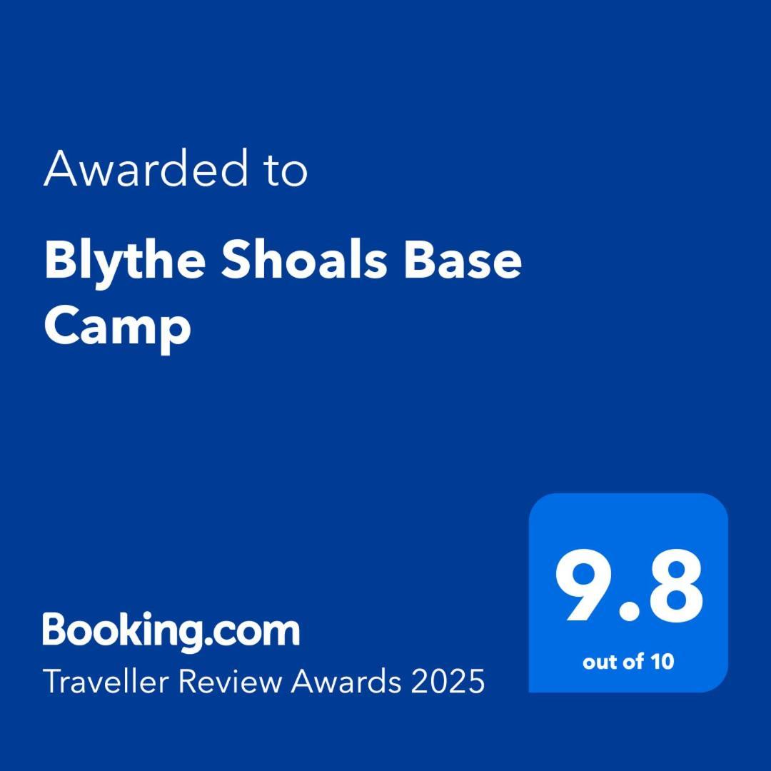 Blythe Shoals Base Camp Hotel Cleveland Buitenkant foto